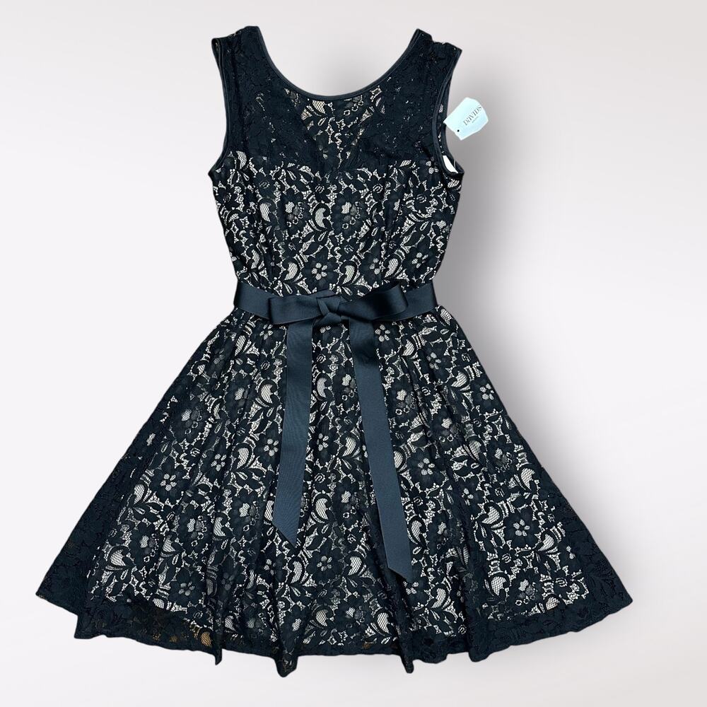 Betsy and Adam Black Floral Lace NWT Cocktail Party
Mini Dress Size 4